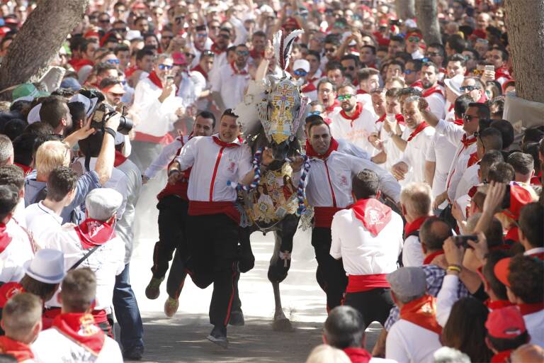 Cruz de Caravaca y Herradura - Plata 925 - Caballos del Vino - Imagen 3